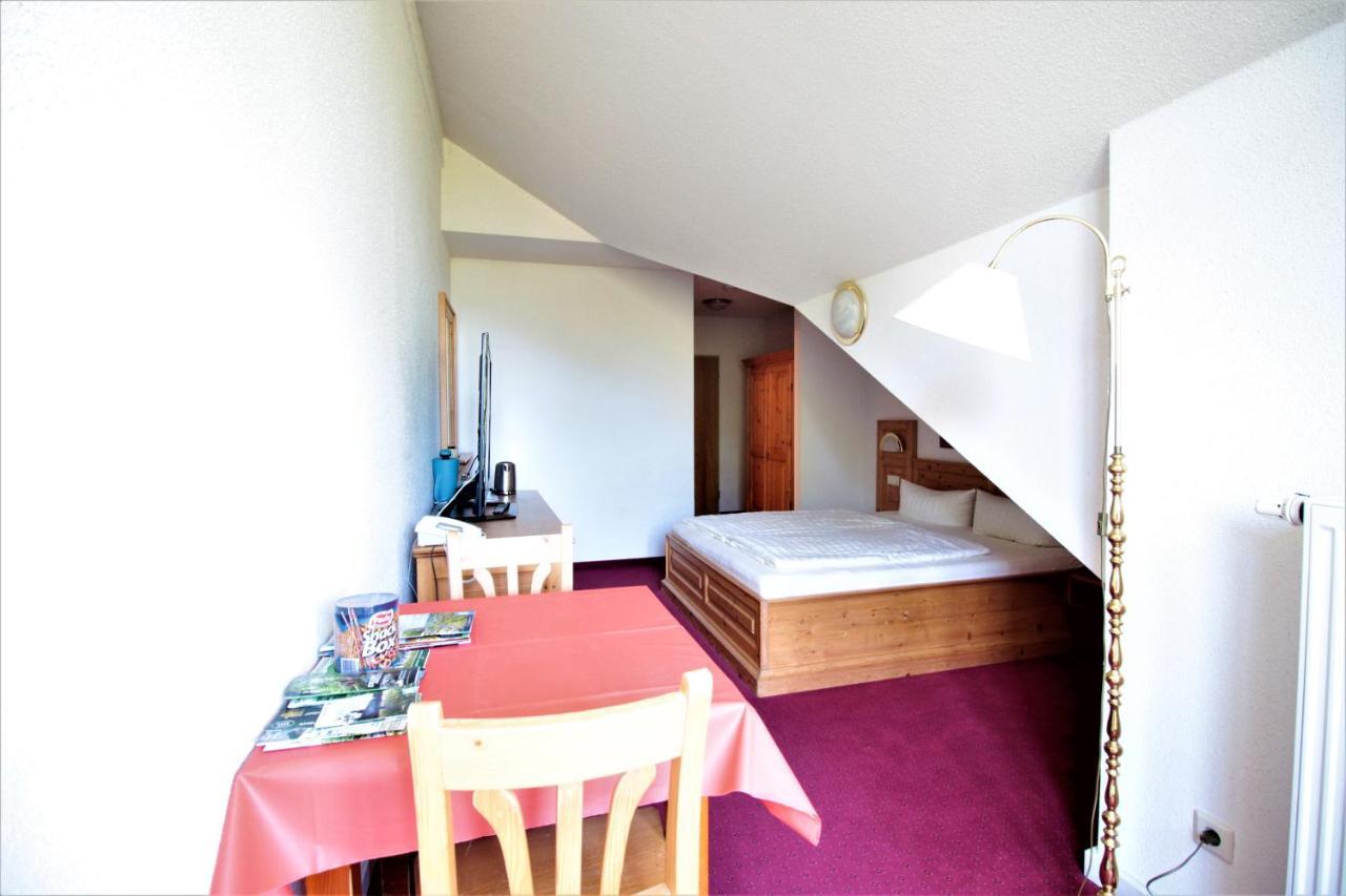 Ruhiges Doppelzimmer Im Hotel Ahornhof Lindberg Exterior foto